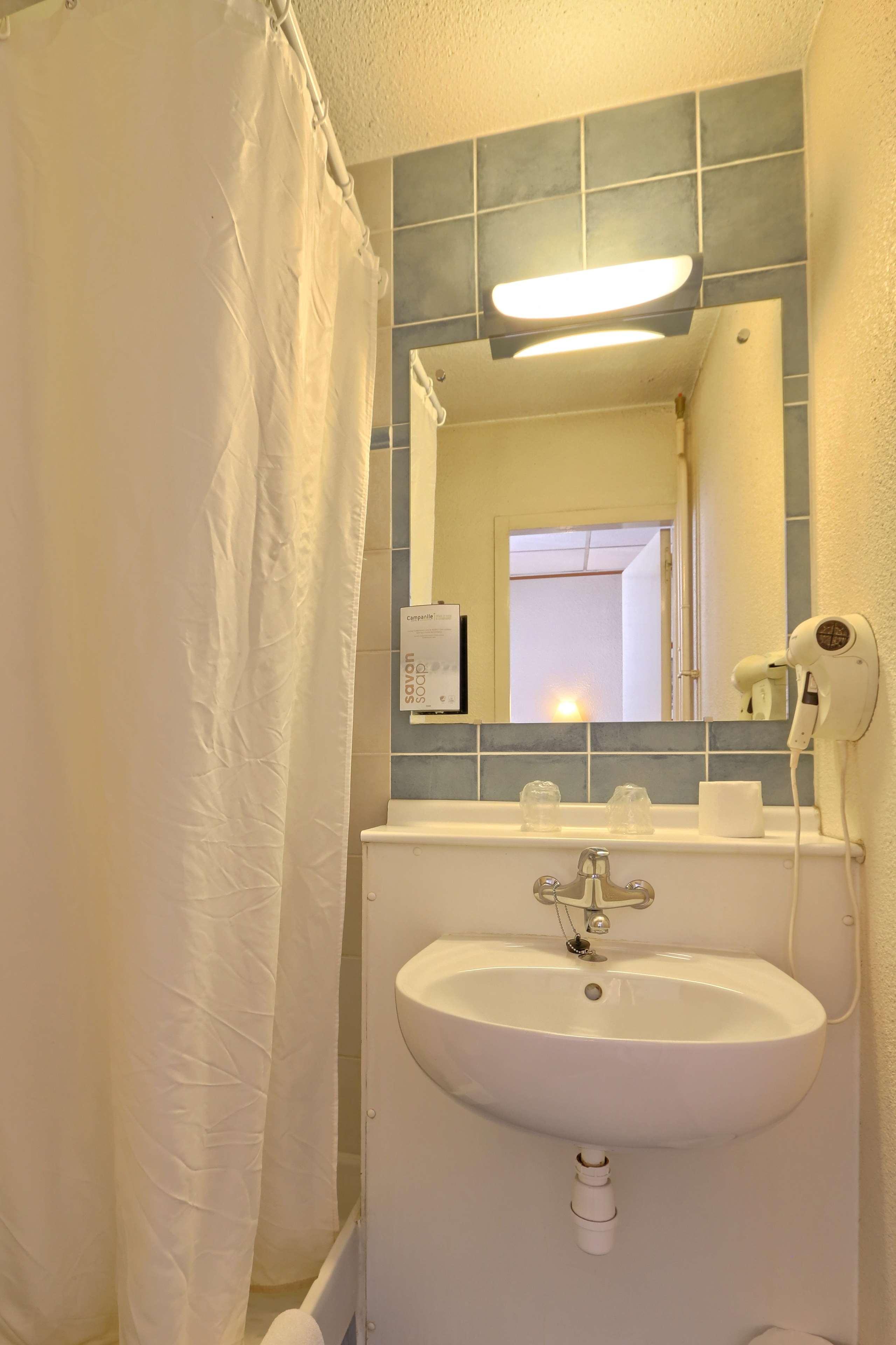 Hotel Campanile Paris Ouest - Boulogne Exterior foto