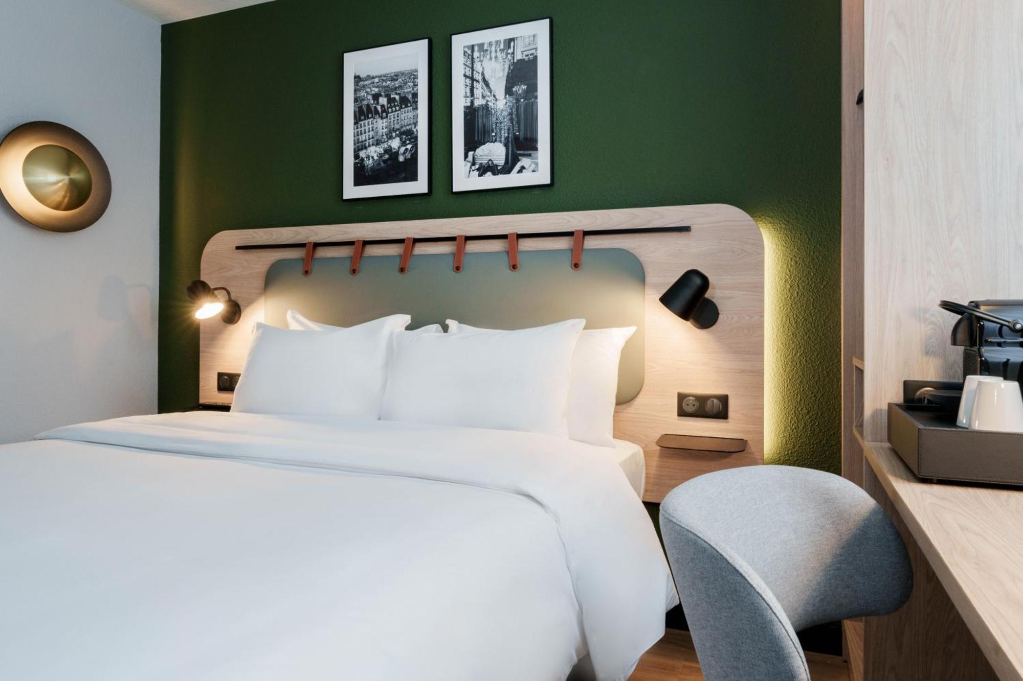 Hotel Campanile Paris Ouest - Boulogne Exterior foto